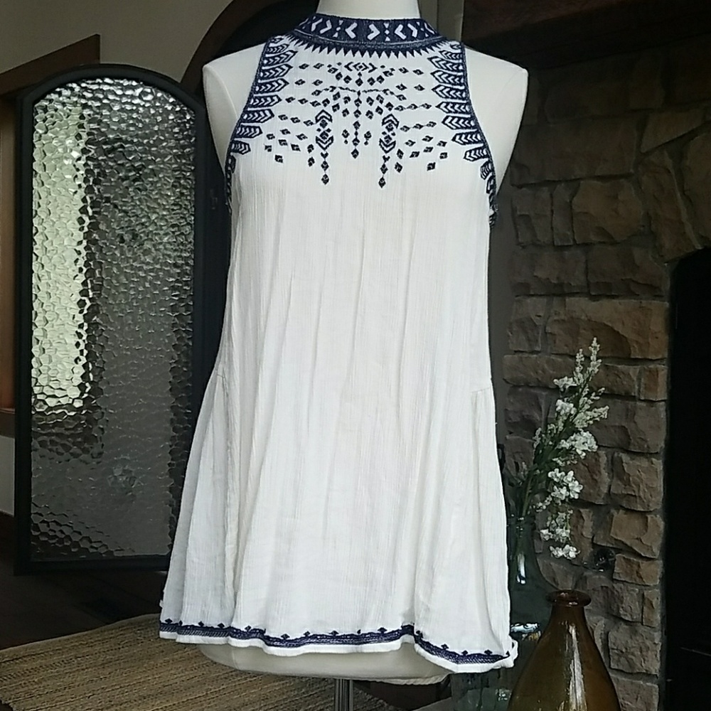 Altered State M cotton embroidered tank